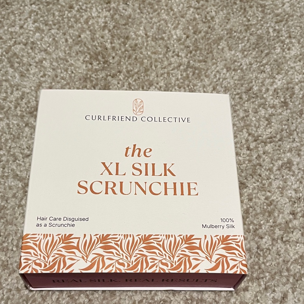 girlfriend collective Cream and Copper Print XL Silk Scrunchie Packaging